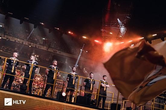 幻兽帕鲁手游测试开启，绝地求生开发团队全新力作